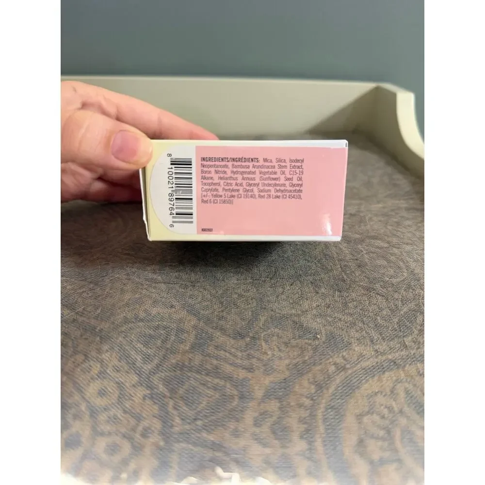 Kosas Translucent Loose Setting + Blurring Powder shade Translucent Candy